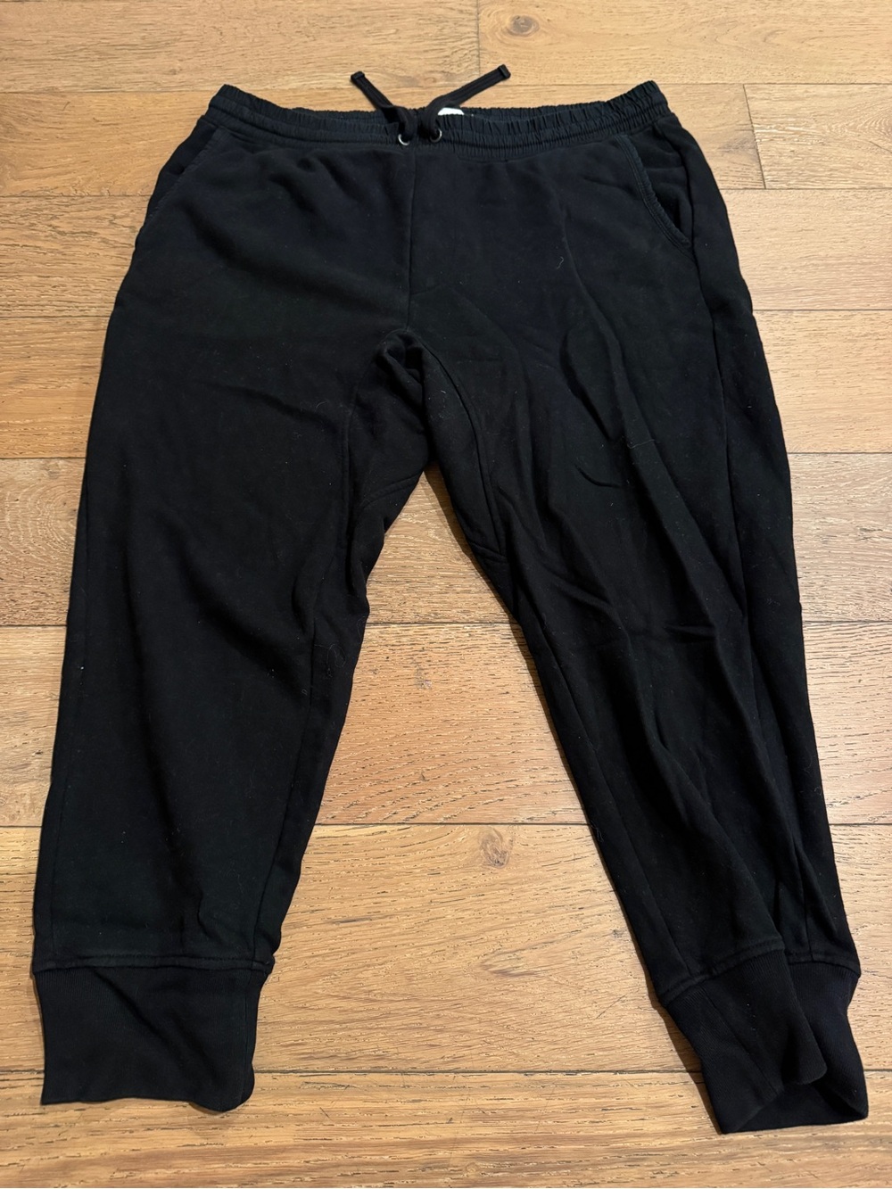 GAP Black Men's Jogger Sweatpants - Classic Everyday Style